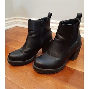 Women's Black Boots